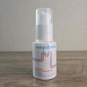 Megababe Bust Dust Anti-Boob-Sweat Powder Non Aerosol